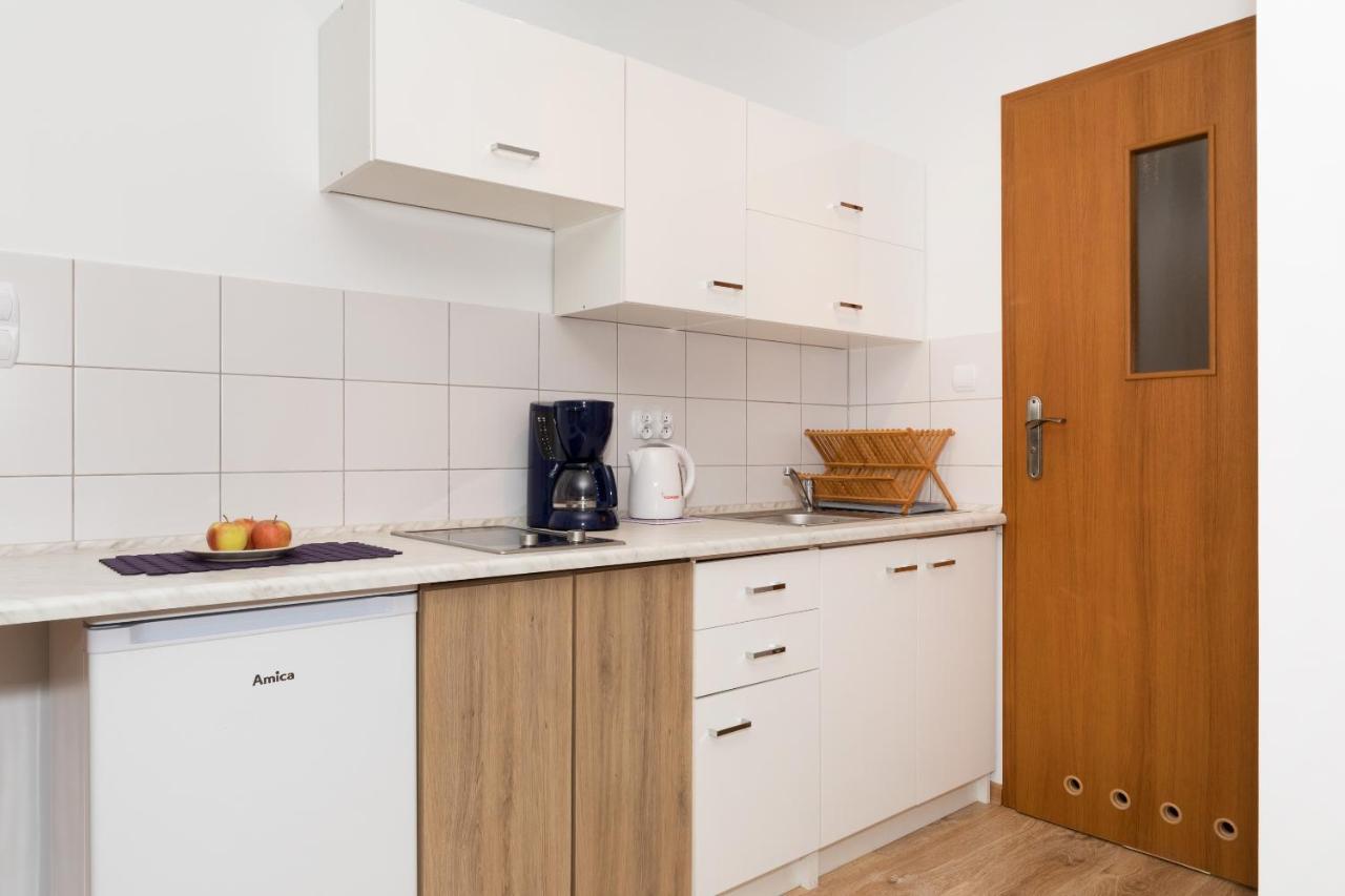 Apartamenty I Stylowe Pokoje Поберово Екстериор снимка