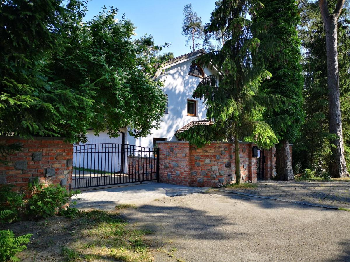 Apartamenty I Stylowe Pokoje Поберово Екстериор снимка